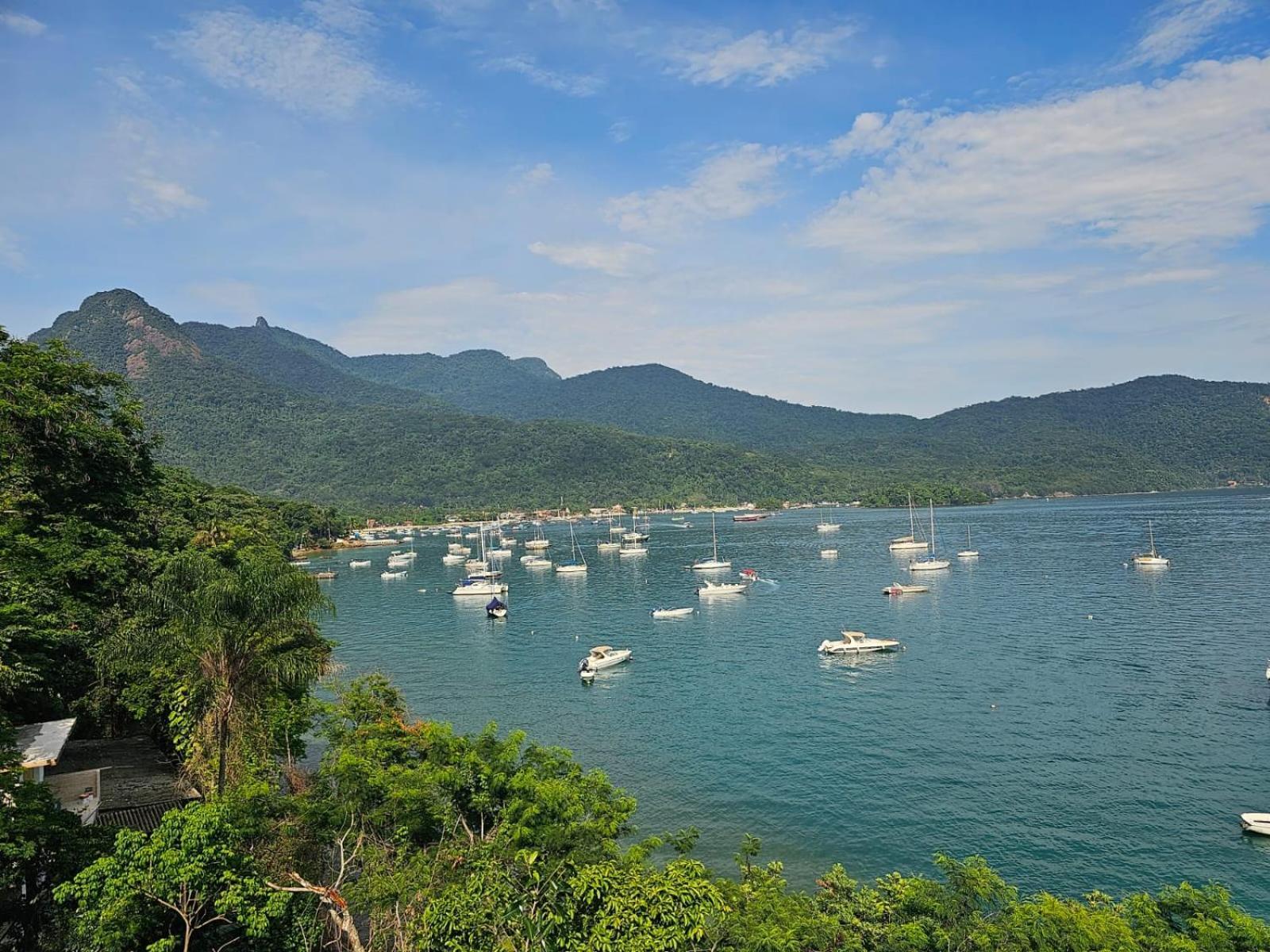 Casa Matatiso - Quartos Em Casa Compartilhada Na Ilha Grande المظهر الخارجي الصورة